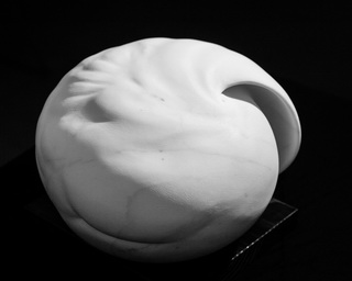 bing-wen-%e6%ba%ab%e5%b2%b3%e5%bd%ac-origine-2015-33x35x22cm-carrara-1%e4%b9%8b1